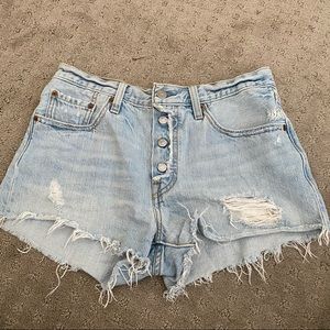 Levi’s 501 Cutoff Shorts